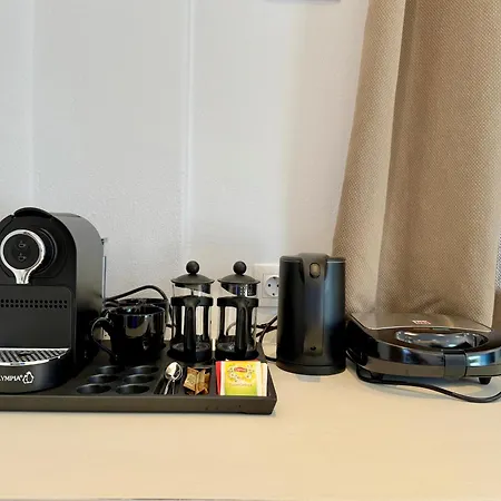 Yaleena Residences Bed & Breakfast 3*