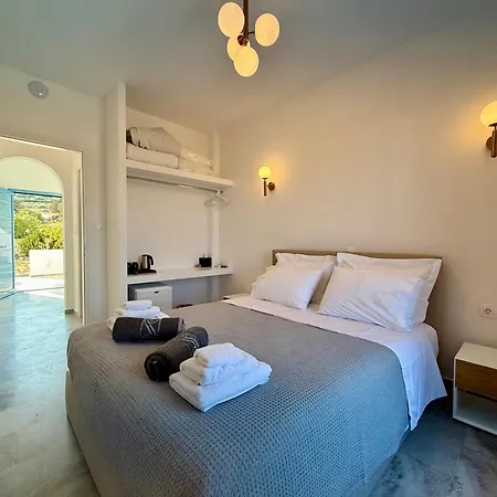 Bed & Breakfast Yaleena Residences