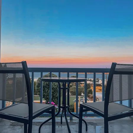 Yaleena Residences 3*