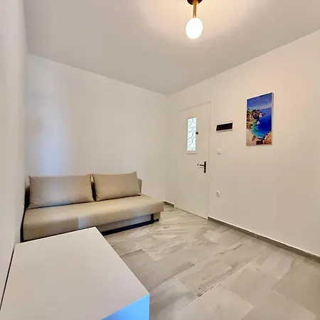 Yaleena Residences Frühstückspension Drios