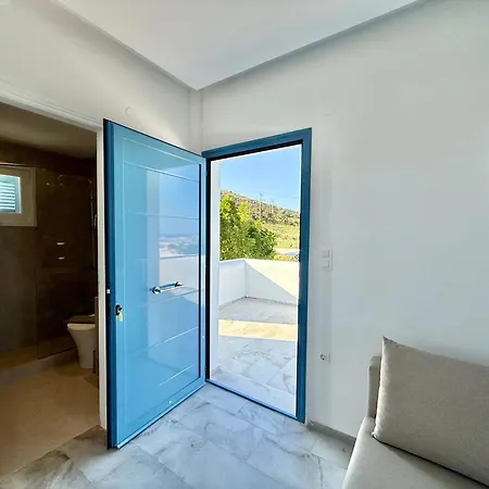 فندق مبيت وإفطار Yaleena Residences 3*