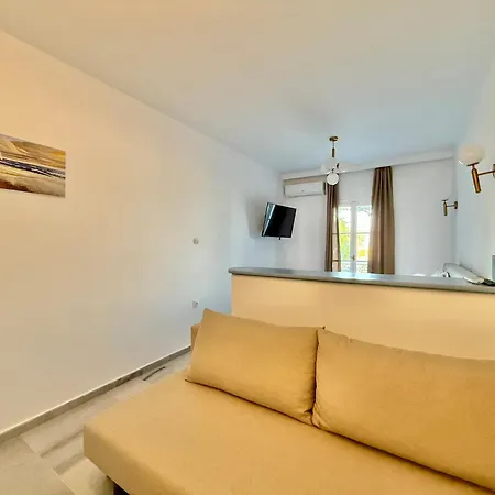 Yaleena Residences فندق مبيت وإفطار