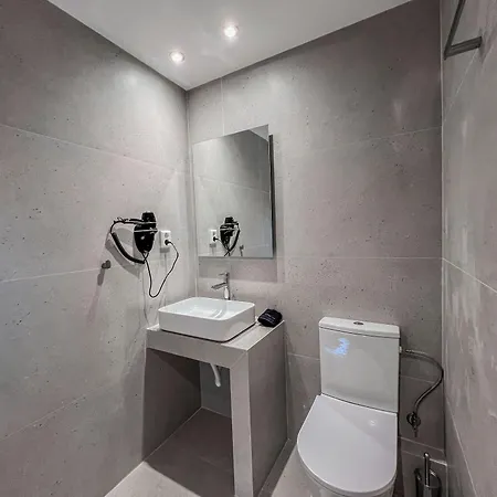 Yaleena Residences دريوس