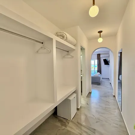 Yaleena Residences 3*