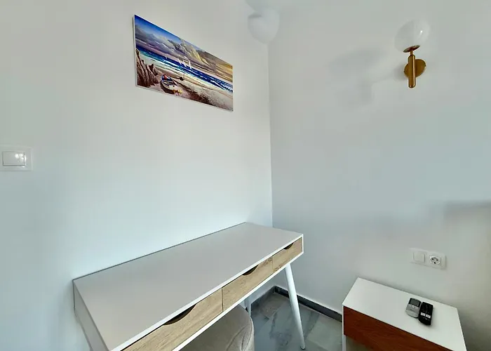 Yaleena Residences Bed & Breakfast