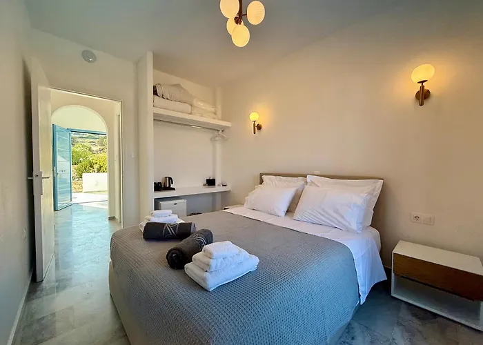 Bed & Breakfast Yaleena Residences