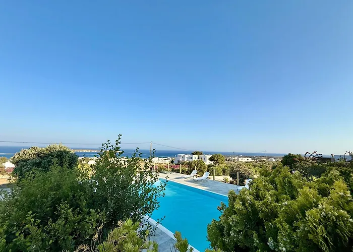 Yaleena Residences Bed & Breakfast 3*