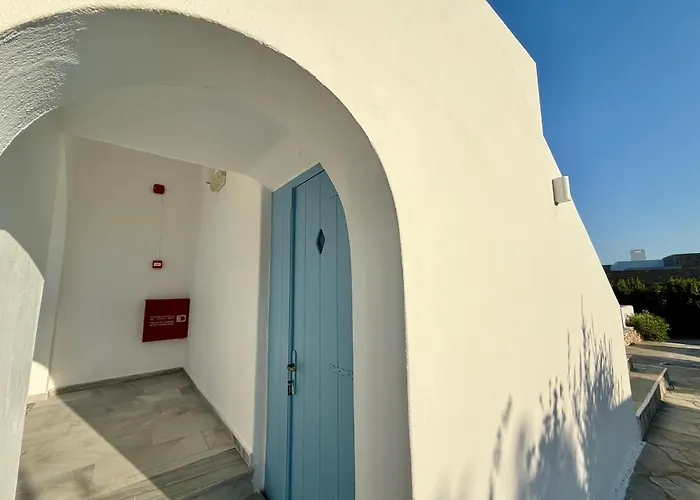 Yaleena Residences 3*