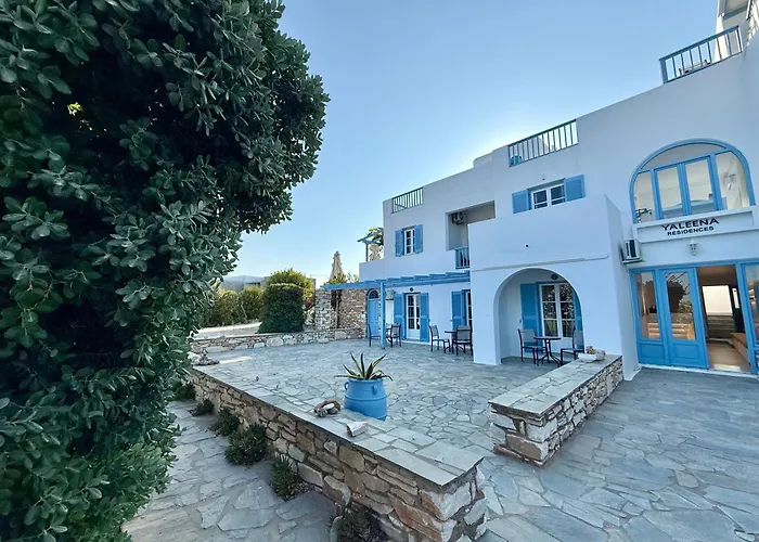 Yaleena Residences Bed & Breakfast Drios