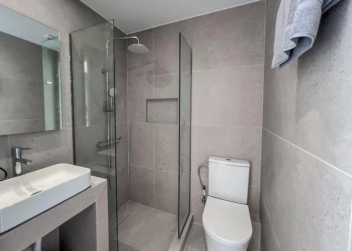 Bed & Breakfast Yaleena Residences