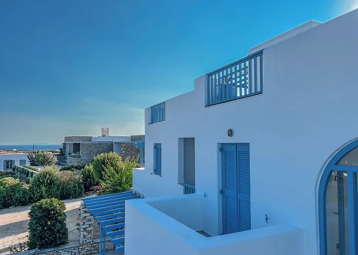 Yaleena Residences Bed & Breakfast Drios