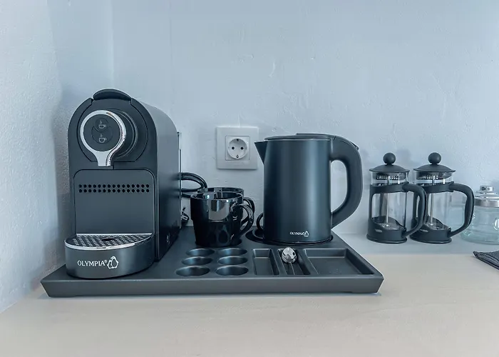 Bed & Breakfast Yaleena Residences